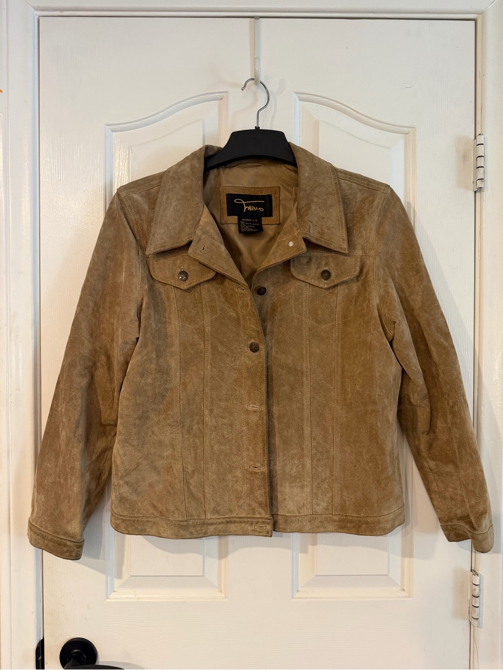 Fabio Womenβs Suede Button-Front Jacket in Tan